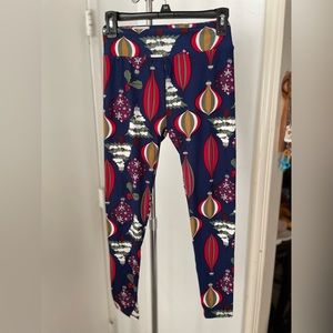 Lularoe holiday/Christmas leggings (one size)